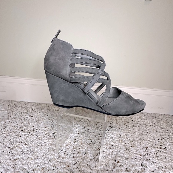 Eileen Fisher Vero Cuoio Caged Suede Wedge Sandals Womens 9 Gray Heel Zip Up - Picture 10 of 10
